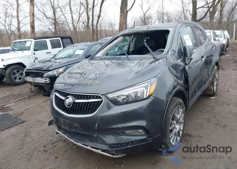 2018 Buick Encore Sport Touring z USA, uszkodzony, nr VIN KL4CJ2SB4JB563895